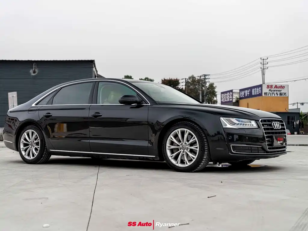 Audi A8 — фотографии объявления, Фото 4