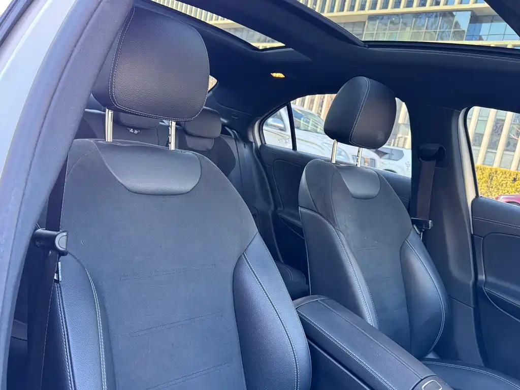 MERCEDES-BENZ A CLASS