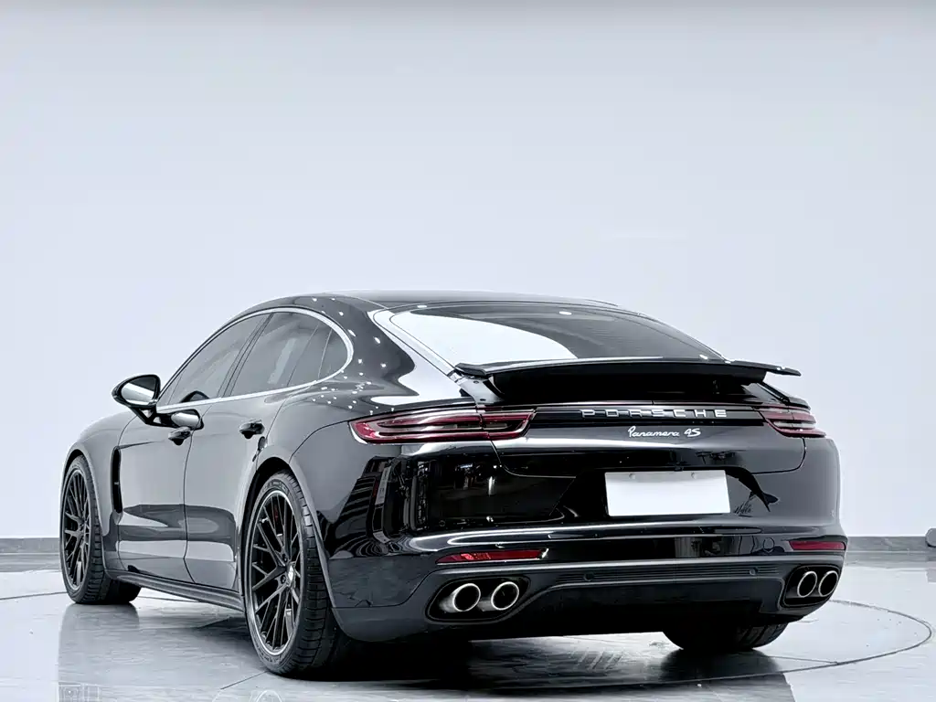 Porsche Panamera — миниатюра 6