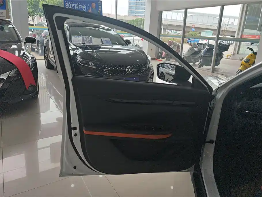Changan UNI-V 2024 1.5T
