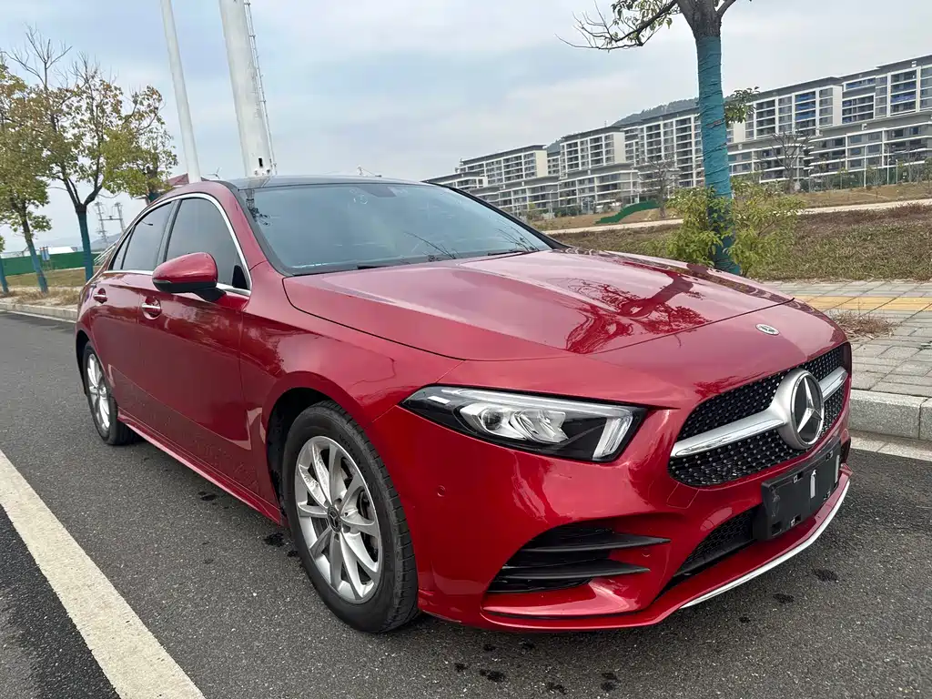 MERCEDES-BENZ A CLASS