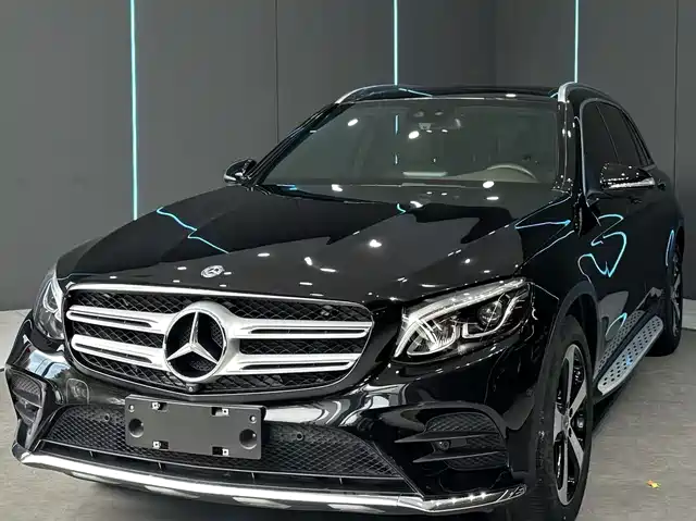 MERCEDES-BENZ GLC 2019