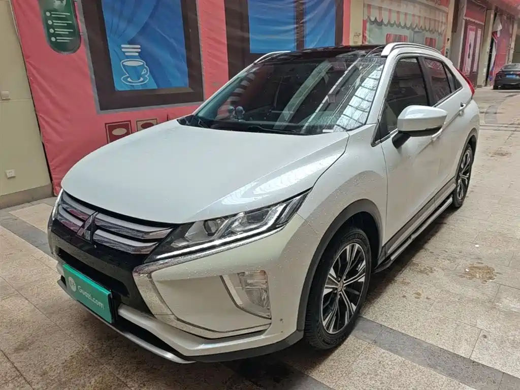 Купить Mitsubishi Eclipse Cross