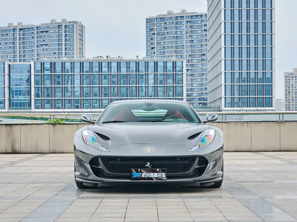 Ferrari 812 2017 6.5L Superfast