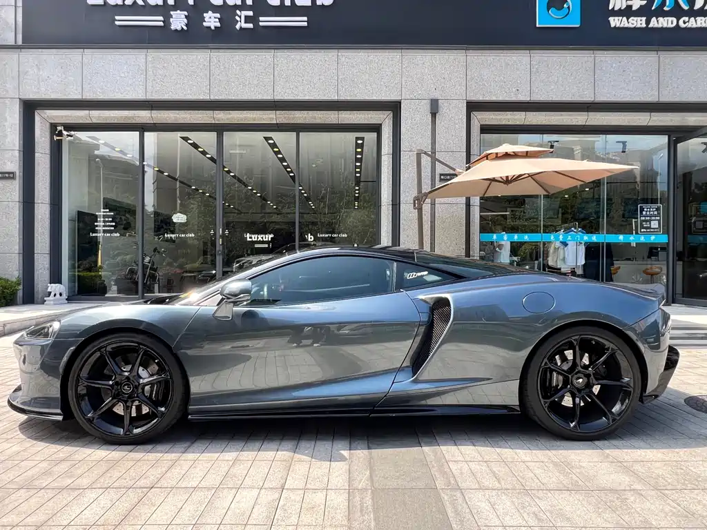 McLaren GT 2022 4.0T