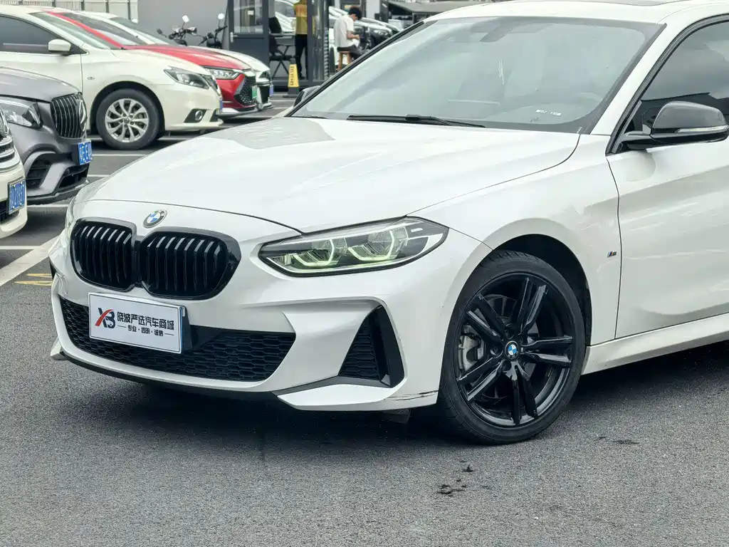 BMW 1 Series 2022