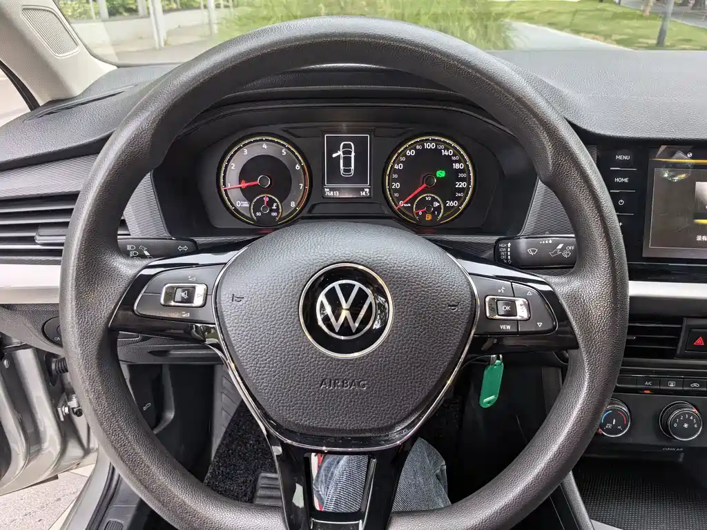 Volkswagen Lavida — миниатюра 11