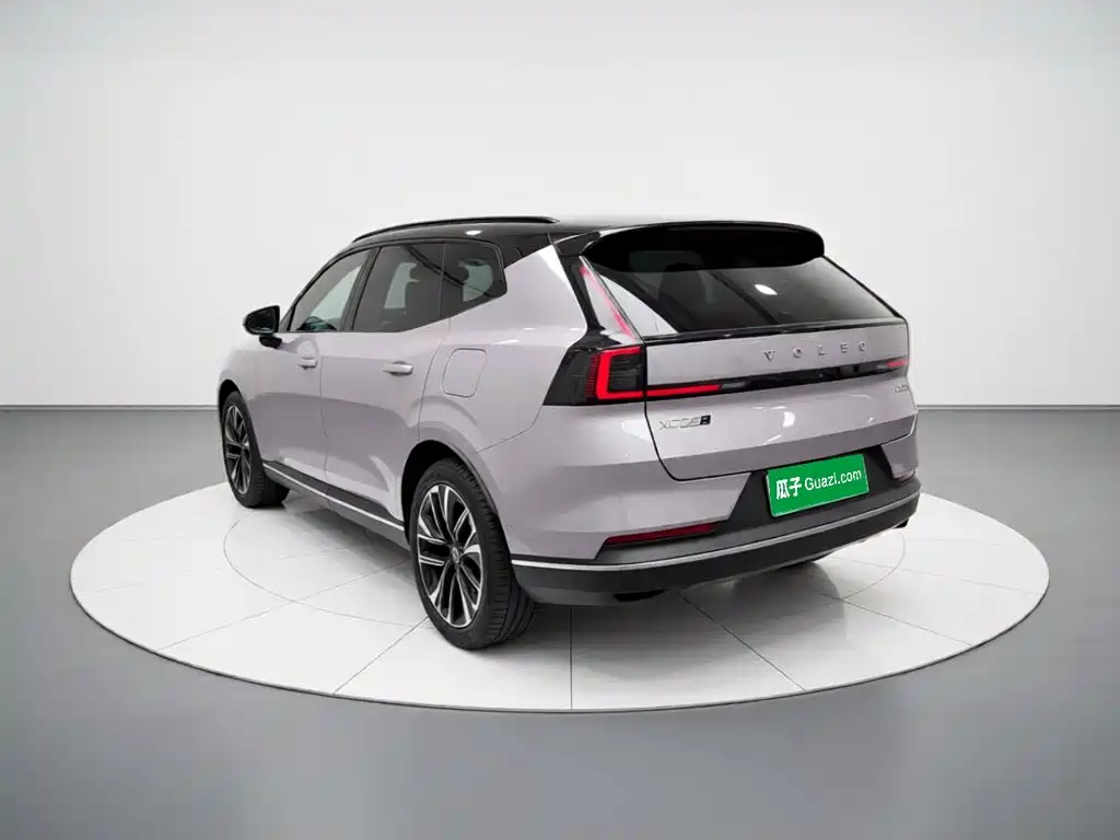 Volvo XC70 PHEV — миниатюра 4