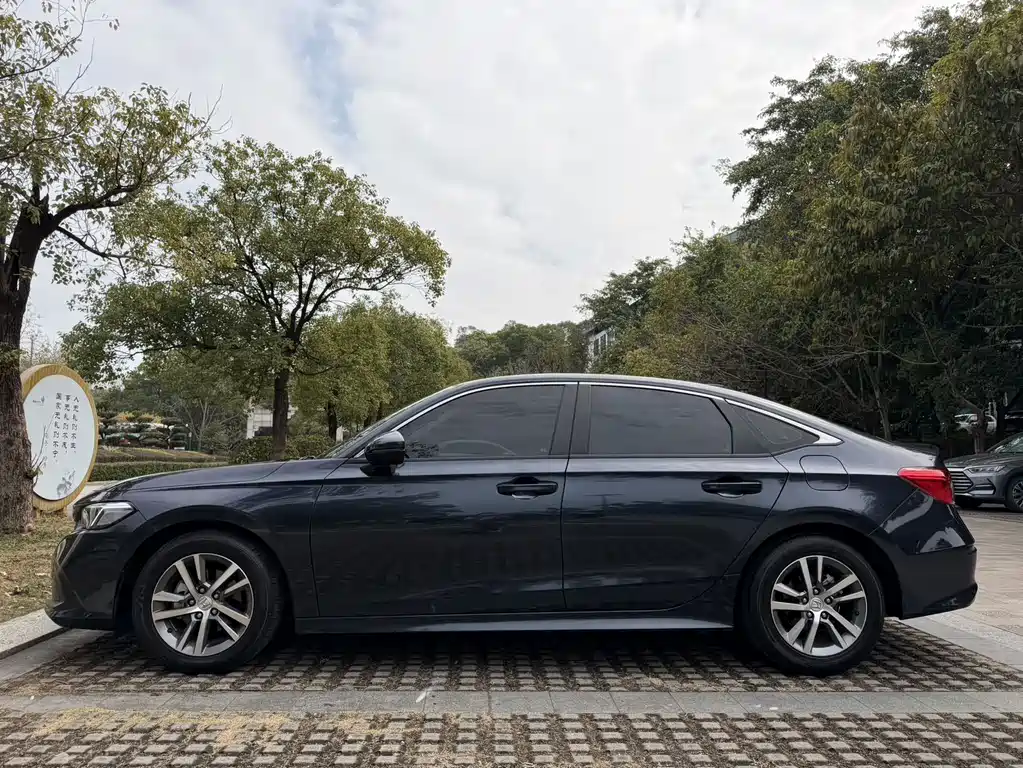 Honda Civic — миниатюра 4