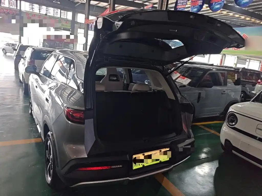 BYD Yuan UP — миниатюра 19
