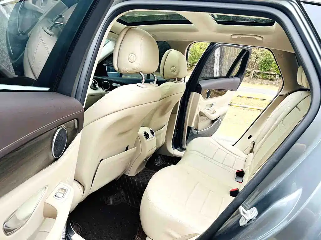 Mercedes-Benz GLC 2016 GLC 260 4MATIC Luxury