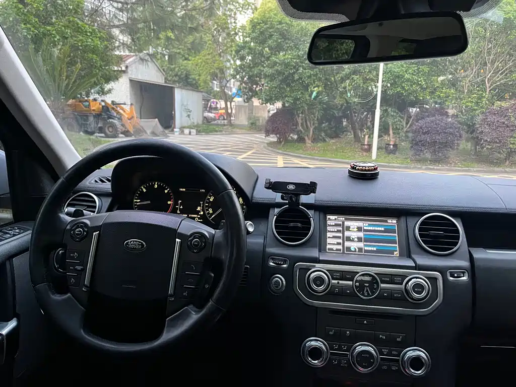 Land Rover Discovery 2015 3.0 SDV6 HSE