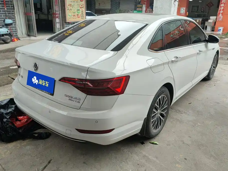 Volkswagen Sagitar 2019 200TSI DSG Comfort VI