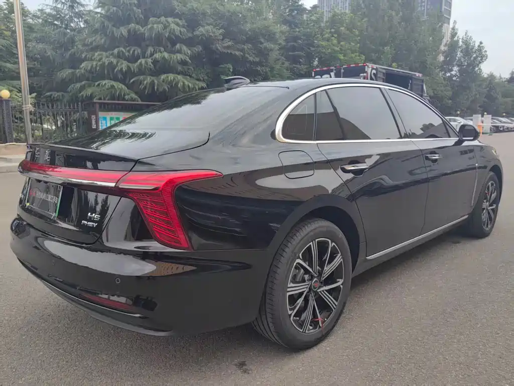 Hongqi H5 PHEV 2025 130