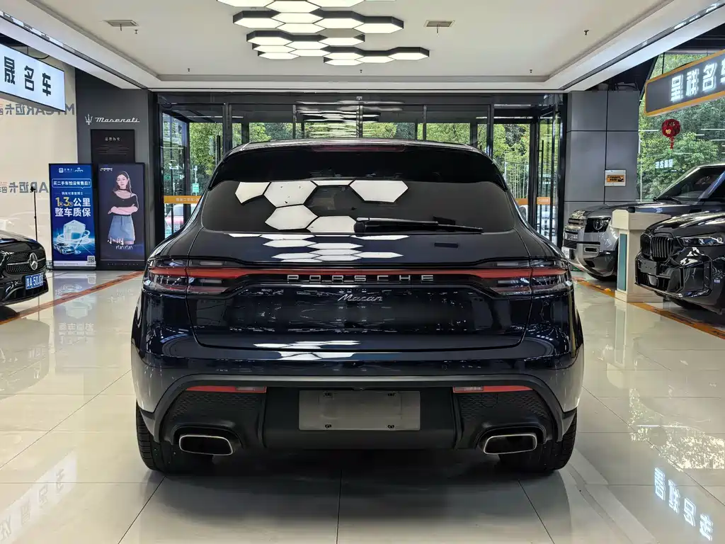Porsche Macan — миниатюра 14
