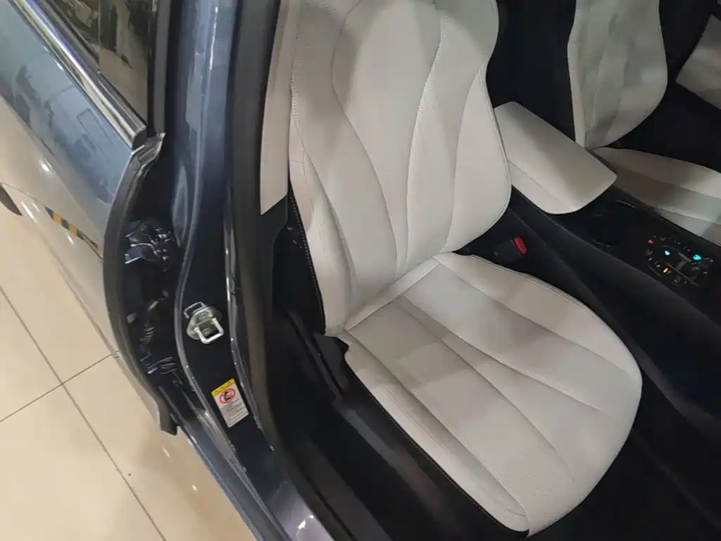 BYD Seal 05 DM-i — миниатюра 25