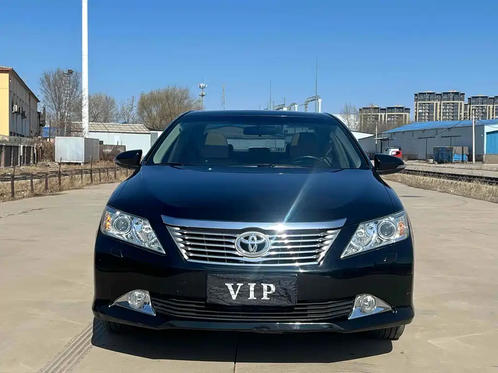 Toyota Camry — миниатюра 2