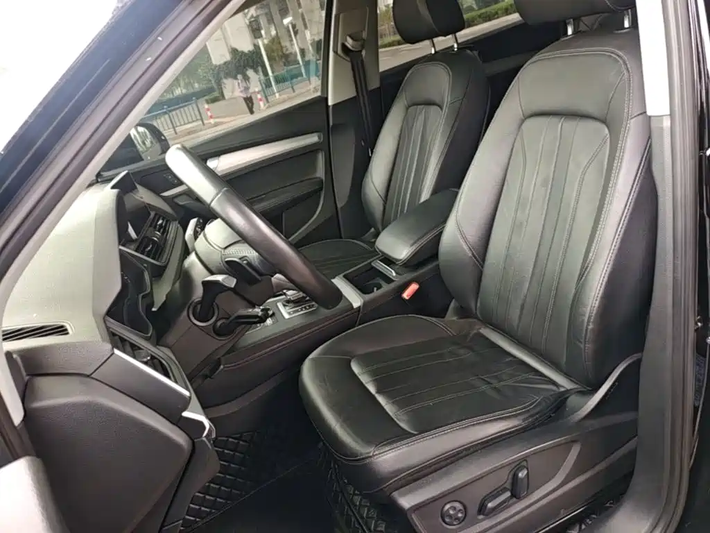 Audi Q5L — миниатюра 15
