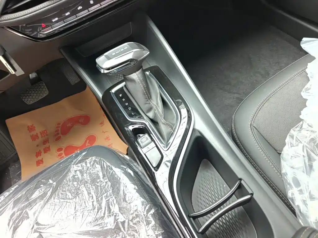 Buick Verano — миниатюра 14
