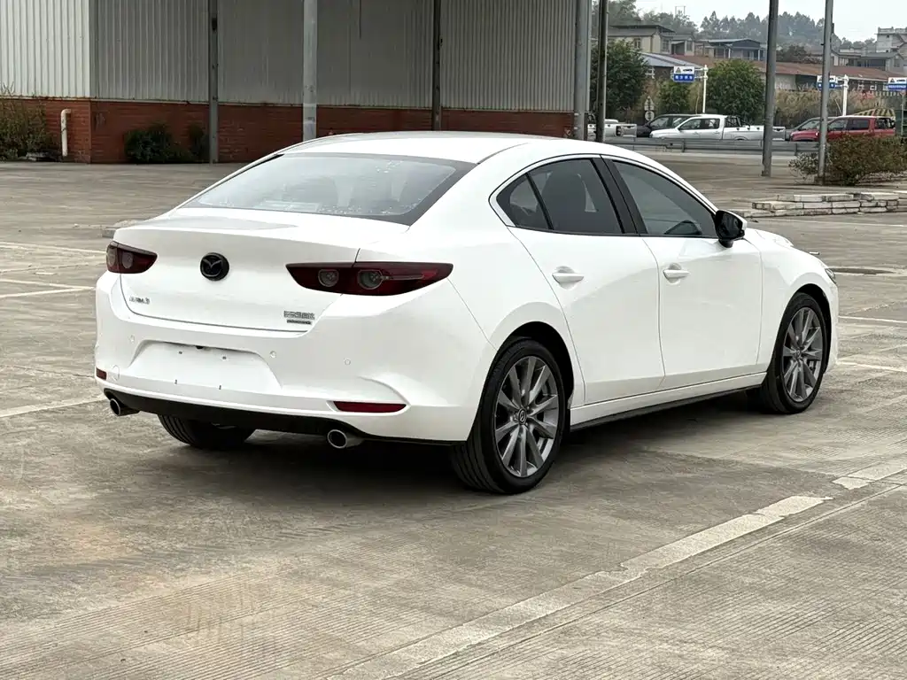 MAZDA 3 ANGKESAILA