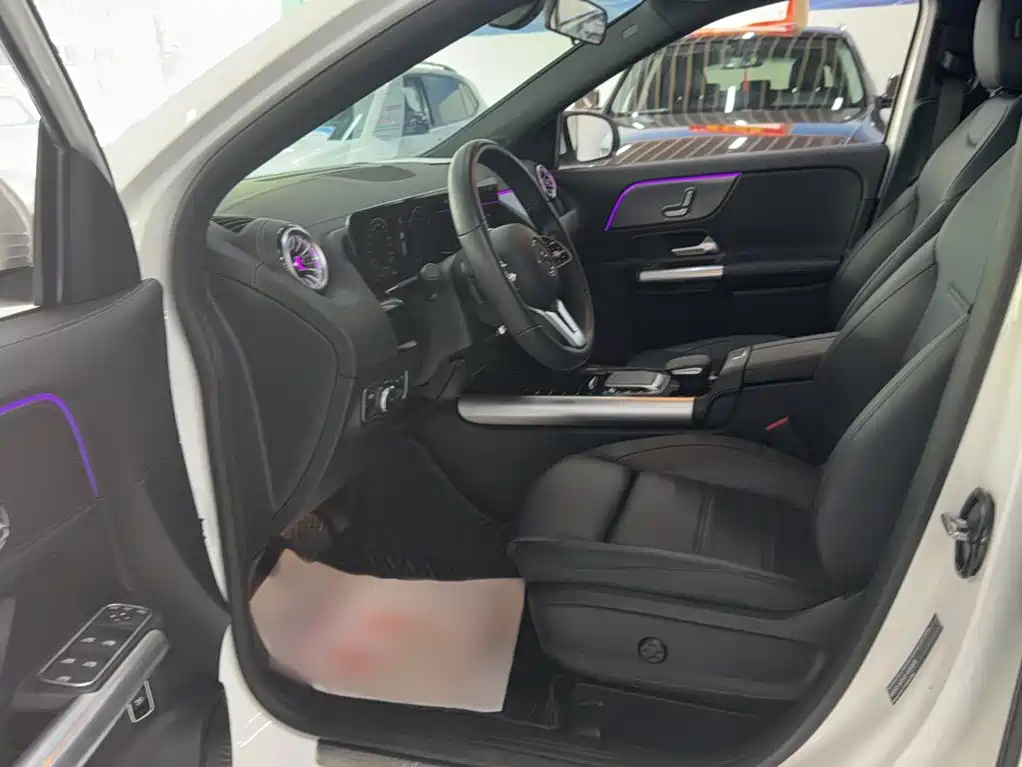 Mercedes-Benz GLA — миниатюра 9