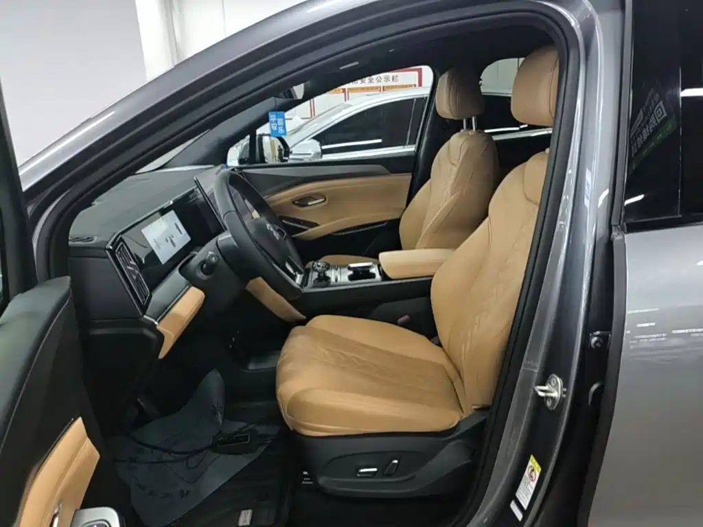 BYD L DM-i — миниатюра 15