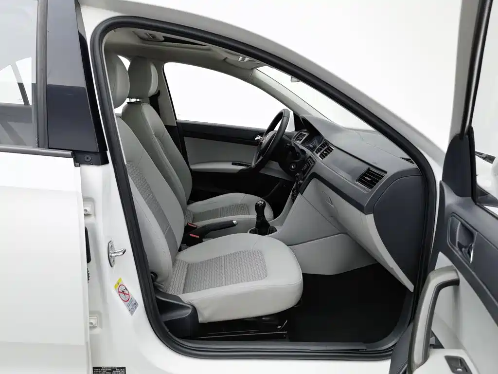 Skoda Rapid — миниатюра 23