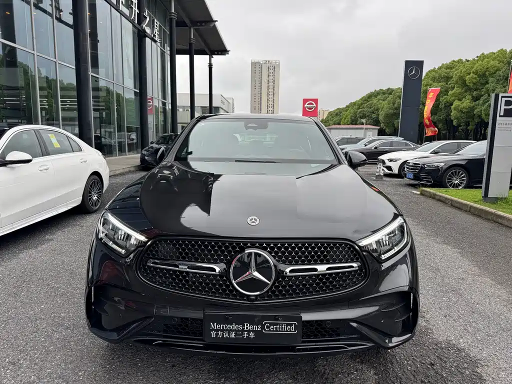 Mercedes-Benz GLC 2025 GLC 260 4MATIC SUV