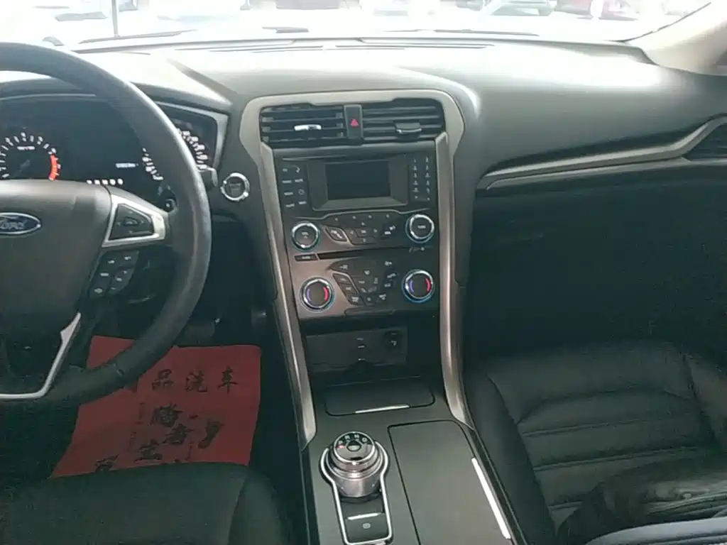 Ford Mondeo — миниатюра 13