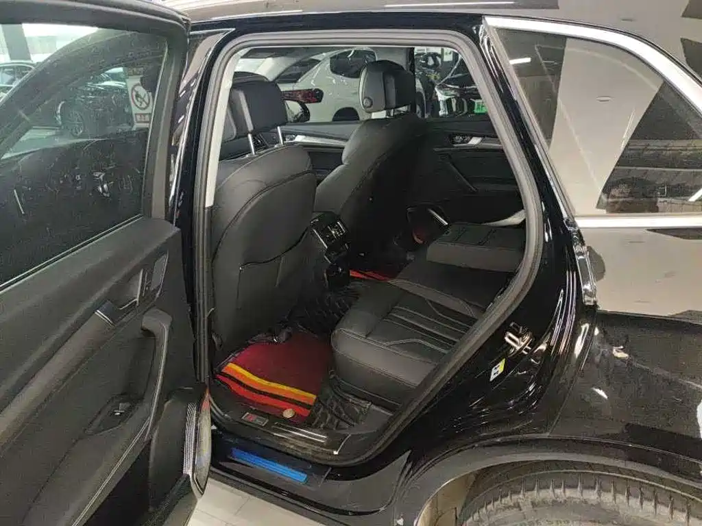 Audi Q5L — миниатюра 6