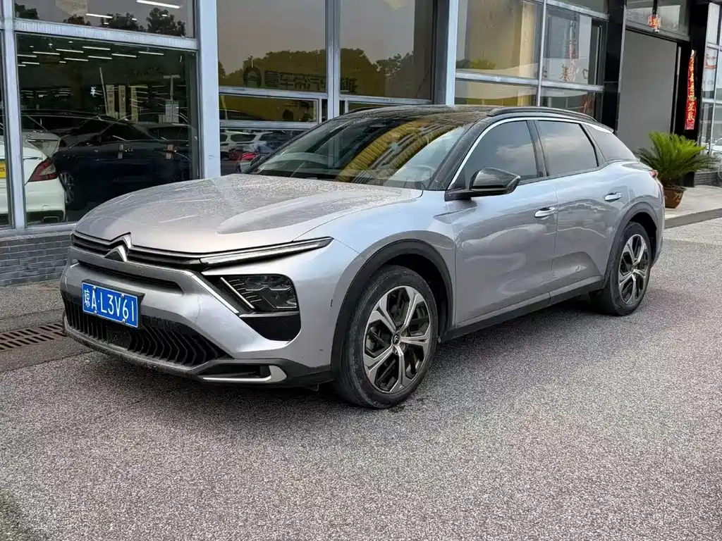 Купить Citroen C5 X