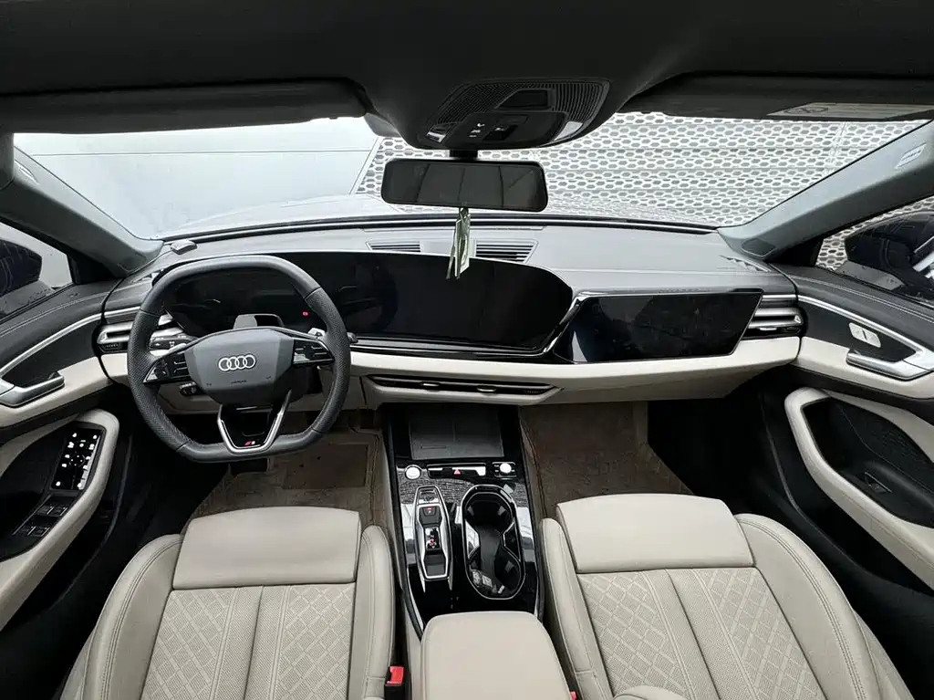 Audi A5L — миниатюра 11