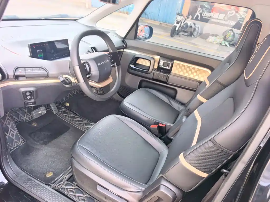 Baojun KiWi EV — миниатюра 15