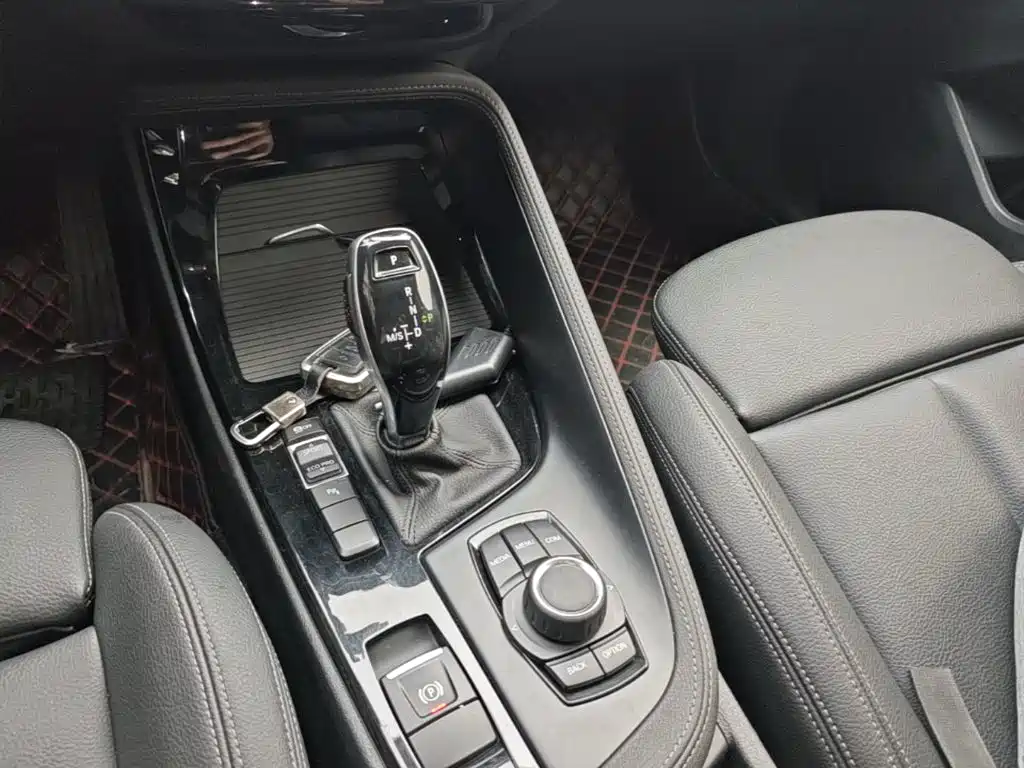 BMW X2 — миниатюра 14