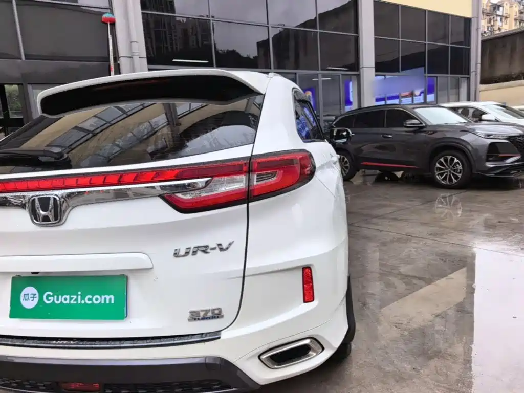 Honda UR-V 2017 370TURBO Luxury V