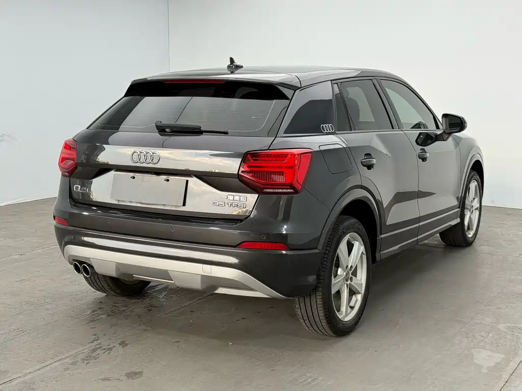 Audi Q2L — миниатюра 4