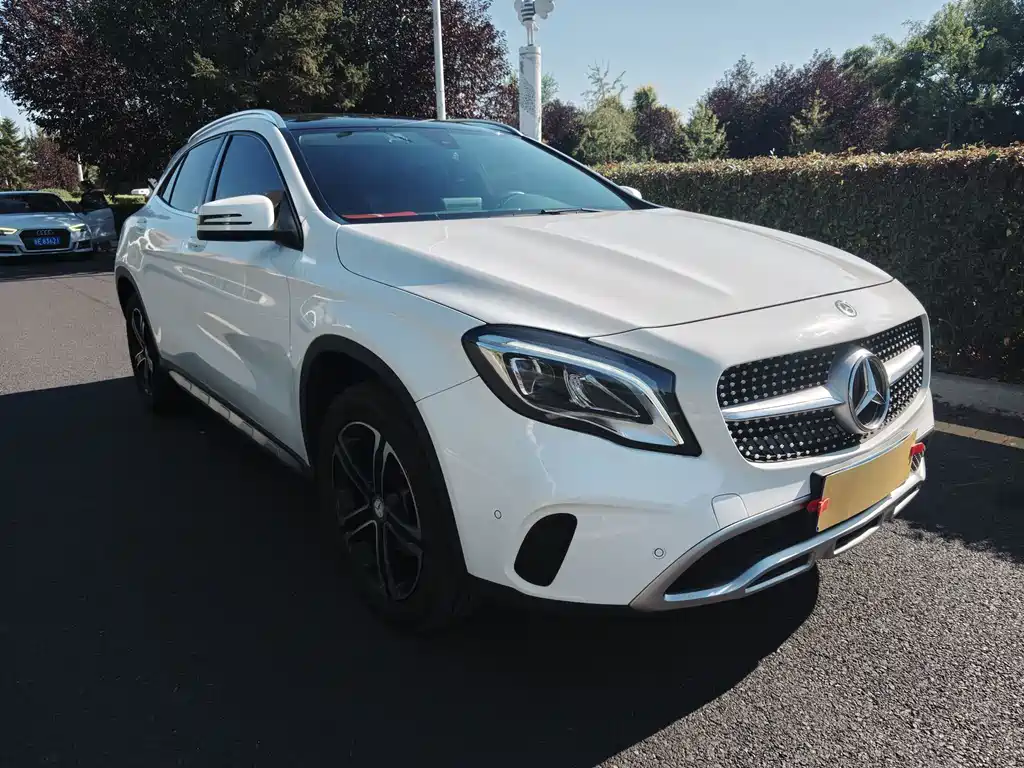 Mercedes-Benz GLA — миниатюра 3