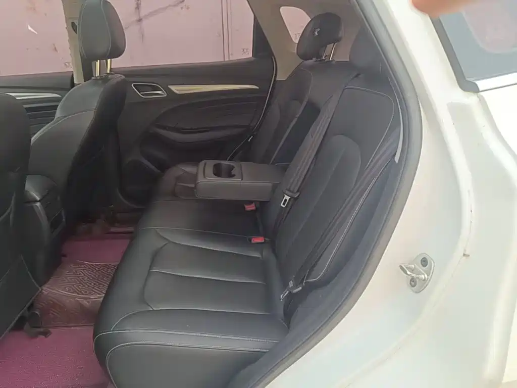 Roewe RX3 — миниатюра 17