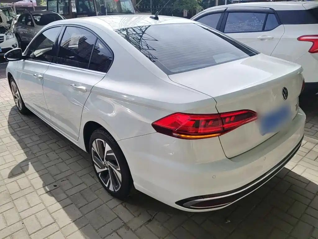 Volkswagen Bora — миниатюра 5