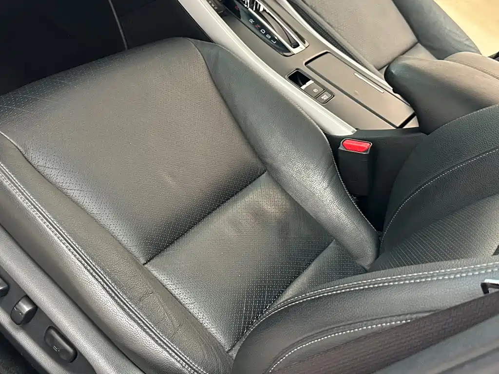 Honda Accord — миниатюра 12