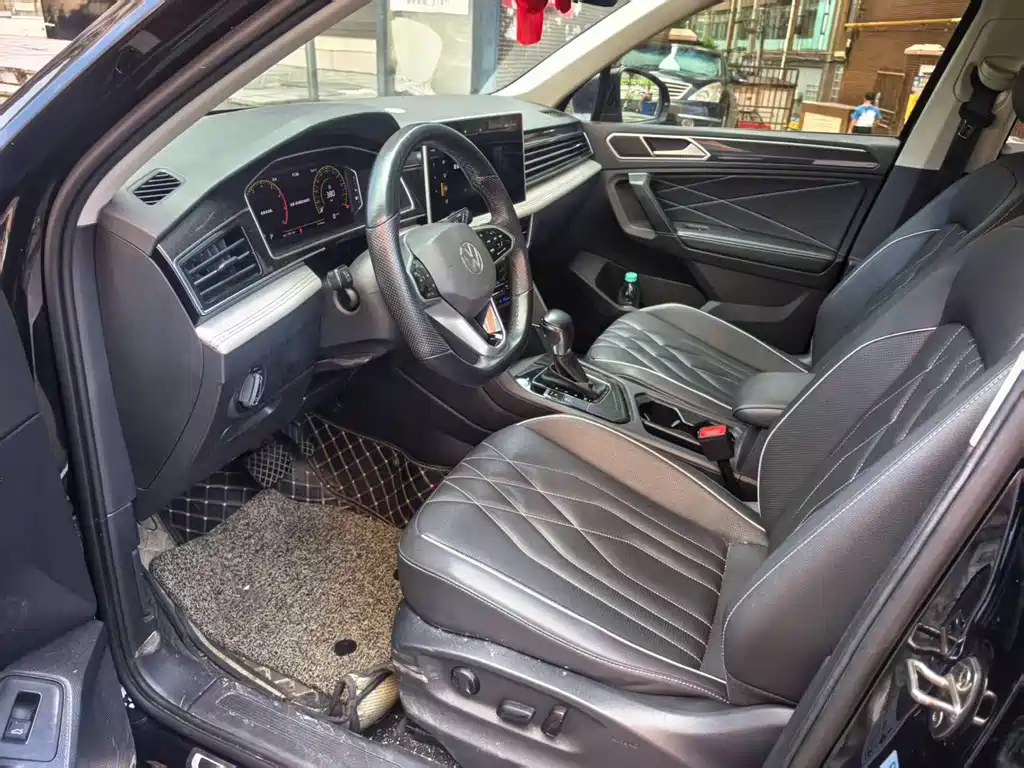 Volkswagen Tiguan L — миниатюра 3