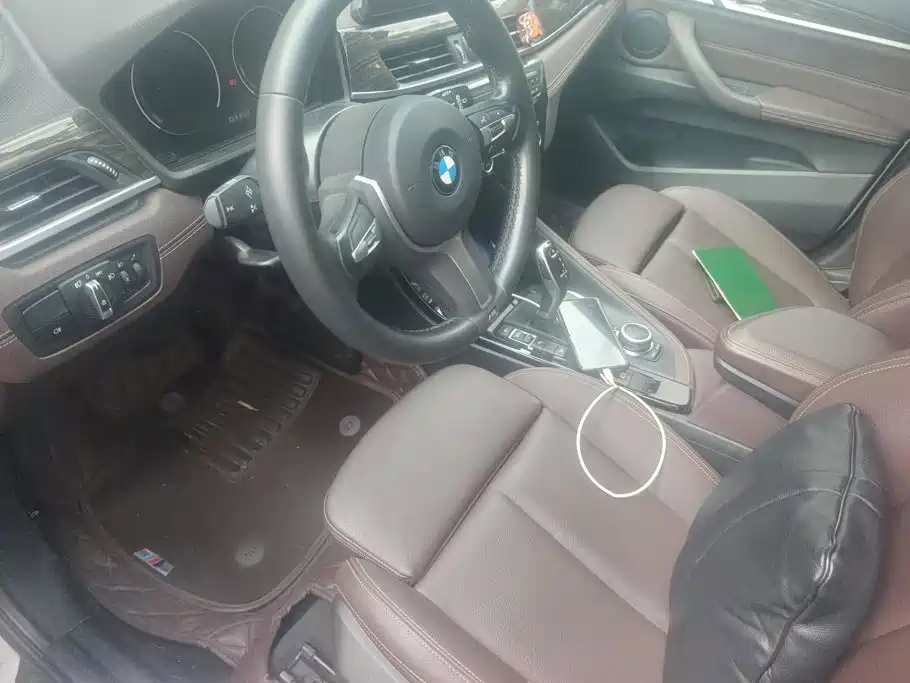 BMW X1 2020 xDrive25Li Premium