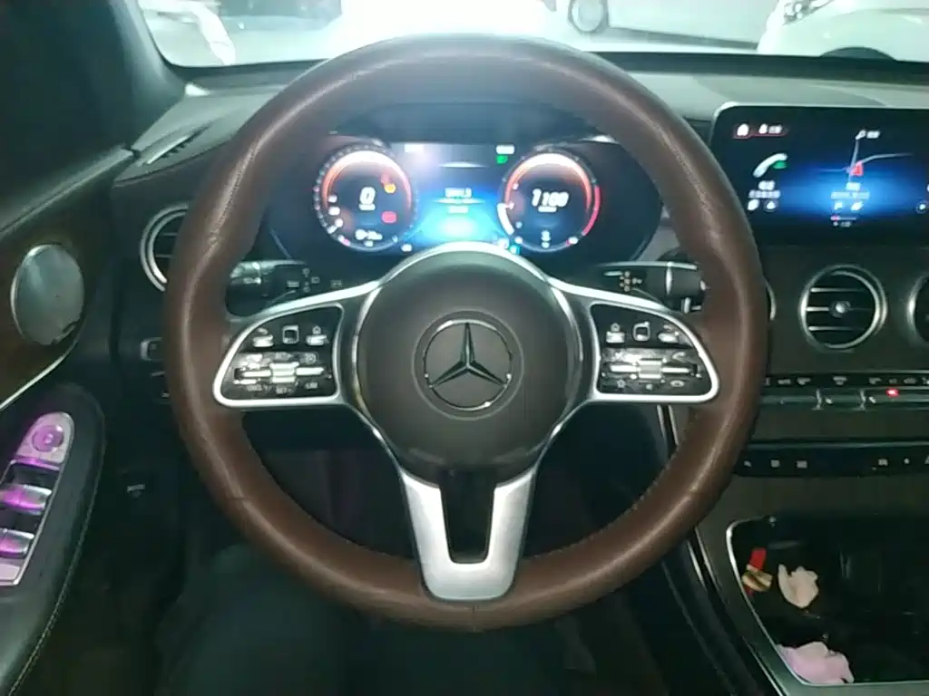 Mercedes-Benz GLC — миниатюра 11