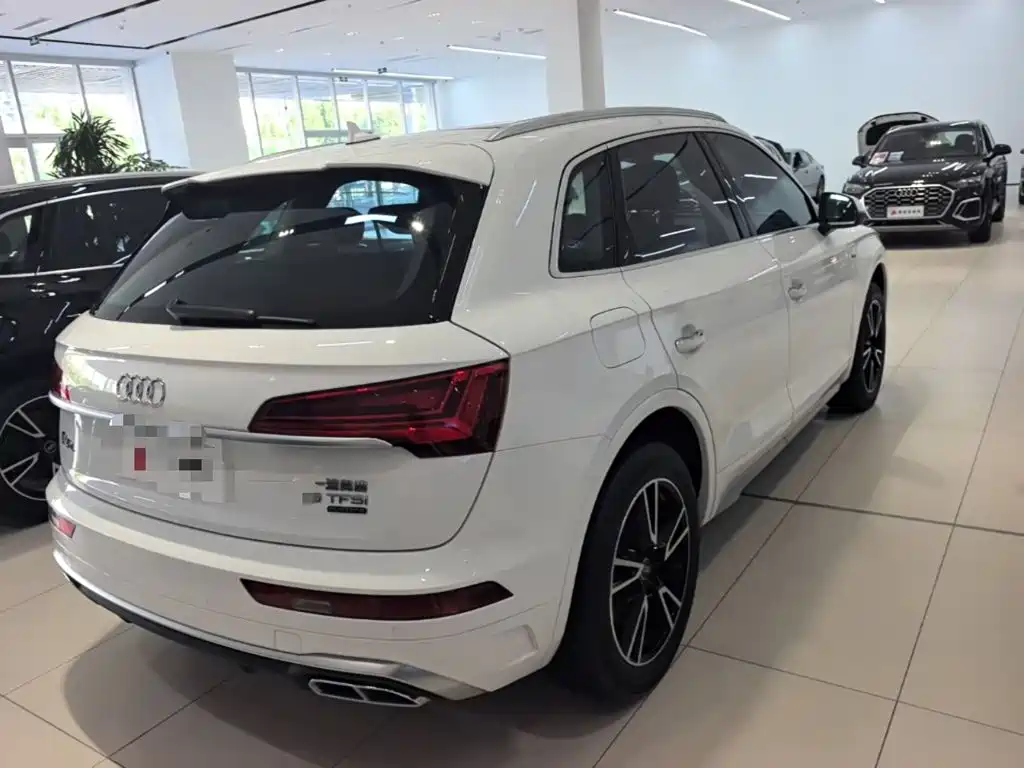 Audi Q5L — миниатюра 7