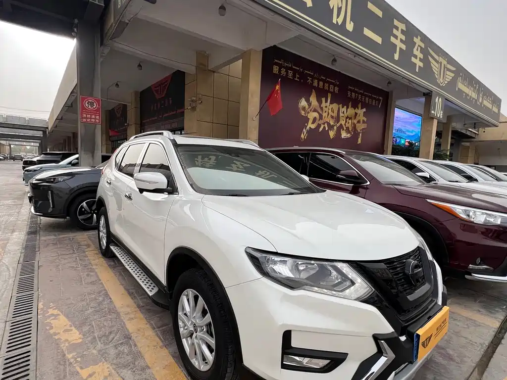 Nissan X-Trail - фото 3