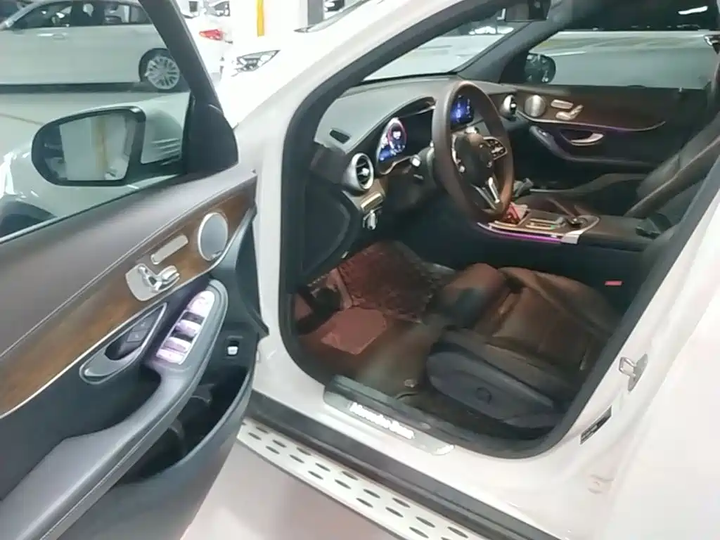 Mercedes-Benz GLC — миниатюра 16