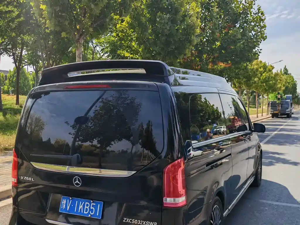 Mercedes-Benz V-Class — миниатюра 9