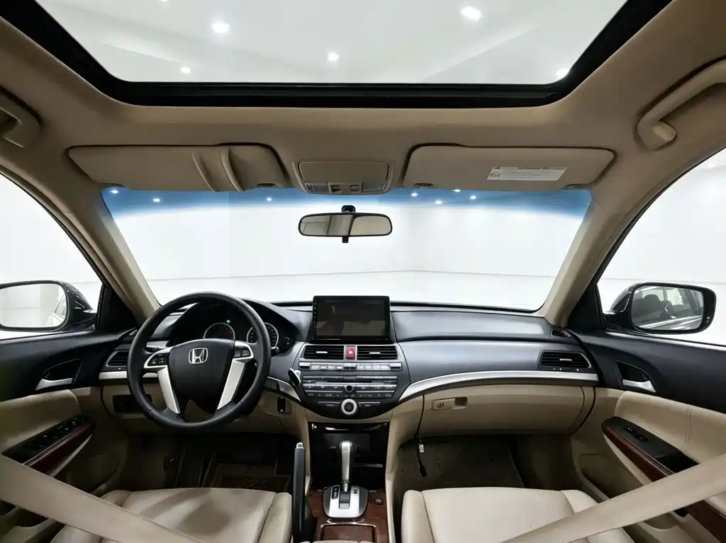 Honda Accord — миниатюра 4