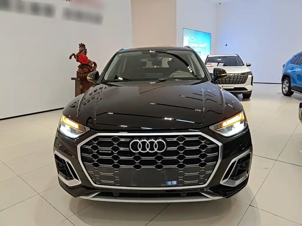 Audi Q5L — миниатюра 3