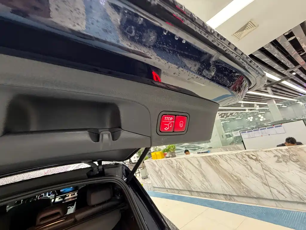 Mercedes-Benz GLE AMG — миниатюра 24